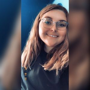 Meet your Posher, Alexxis